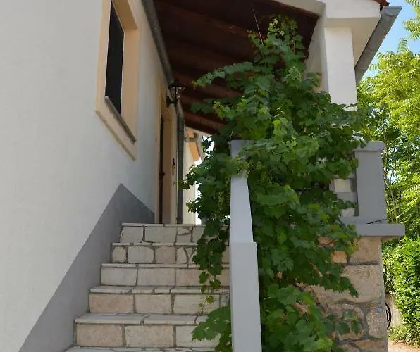 Nyaraló Haus Knott